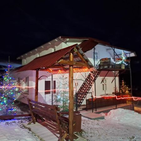 Casa Bucovina Dorna Candrenilor Ascutitele Rum bild